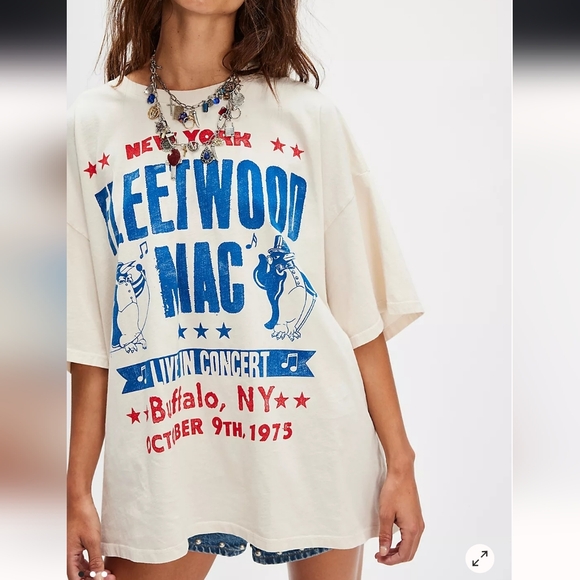 NWT Daydreamer Fleetwood Mac Live in Concert Tee in Ivory